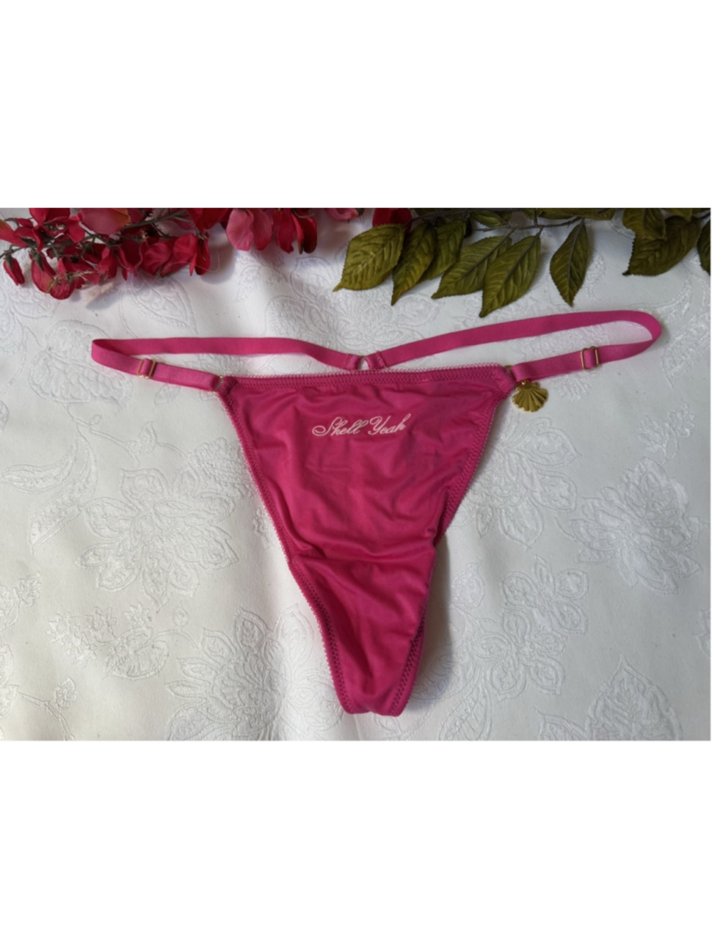 VICTORIA'S SECRET L PINK GOLD SHELL YEAH CHARM SILKY V STRING THONG PANTIES NWT
